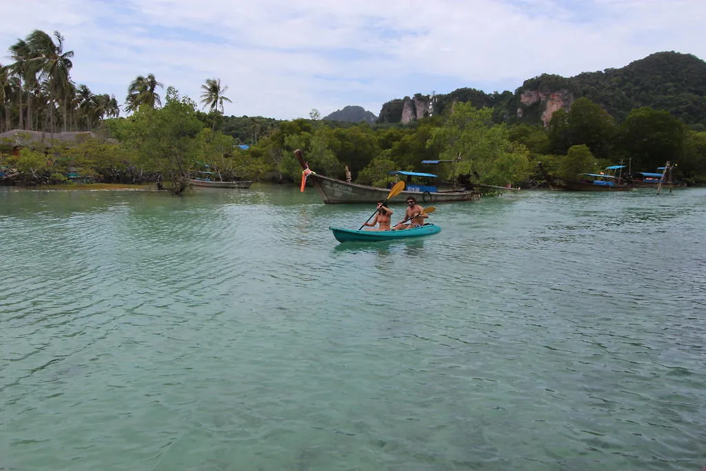 Phi Phi Ba Kao Bay Resort  קו פי פי