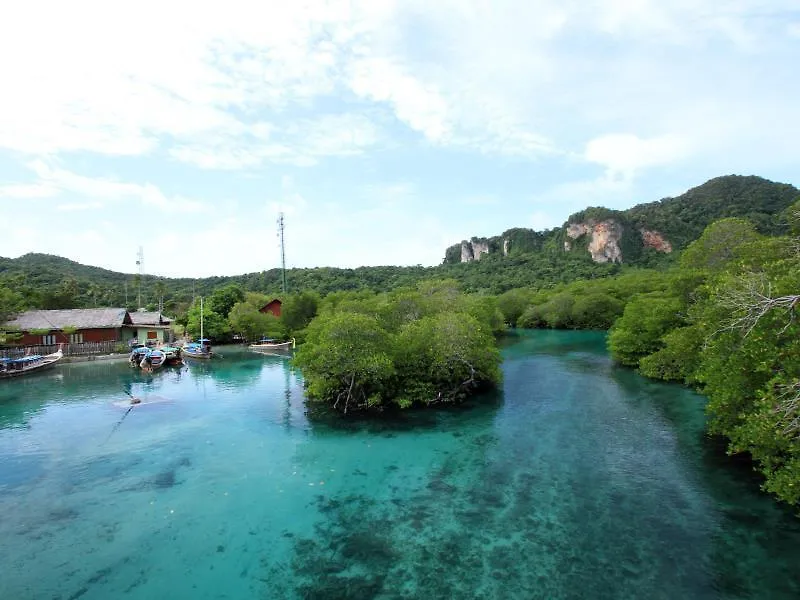 Phi Phi Ba Kao Bay Resort תאילנד